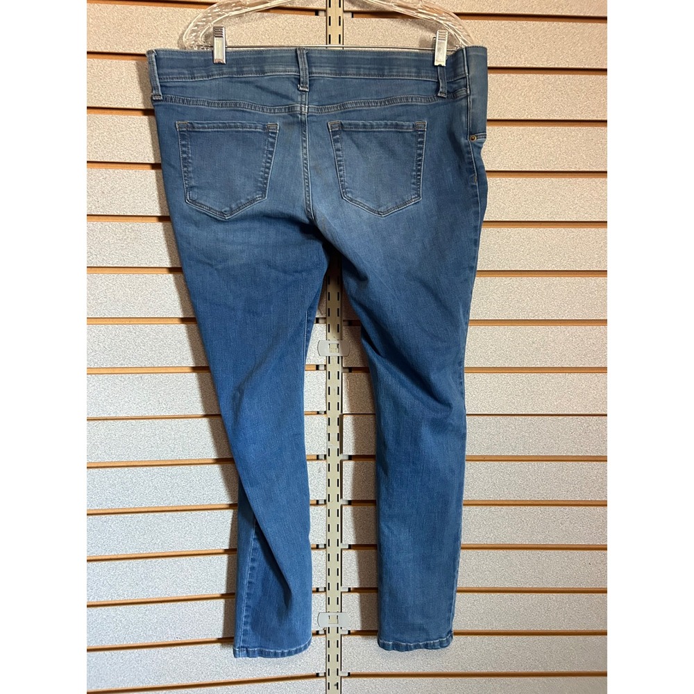 Isabel Maternity by Ingrid & Isabel Skinny Jeggings Blue Medium Wash Size 12/31R - Picture 5 of 6